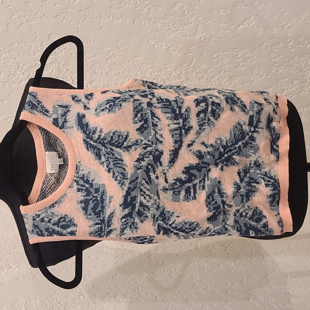 NWOT Palm sweater tank